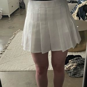 High Waisted Pleated Skirt